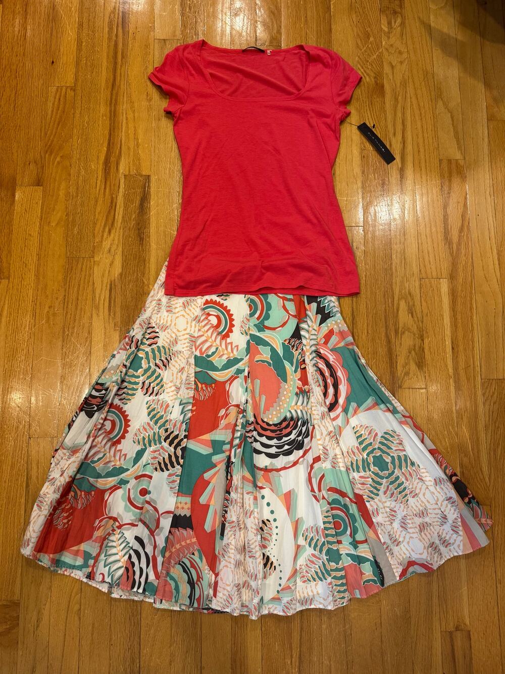 Elie Tahari Skirt Set